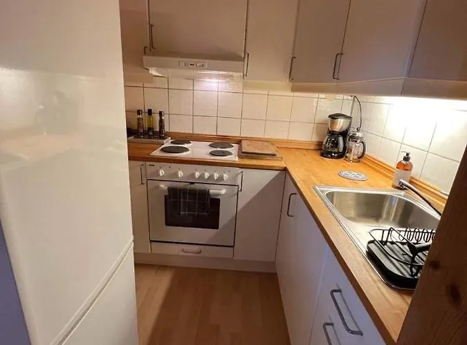 Apartment Tommen's Crib *